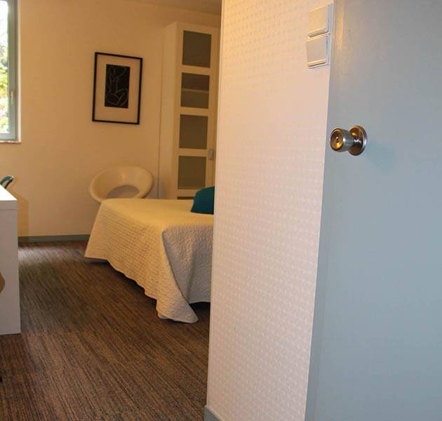 Inspiration Grande Reference hotel le dalles territoires aqua batik personnalisation enfoncement chambre blanche