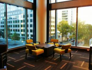 Moquette autocollante, vraiment une bonne idée ?